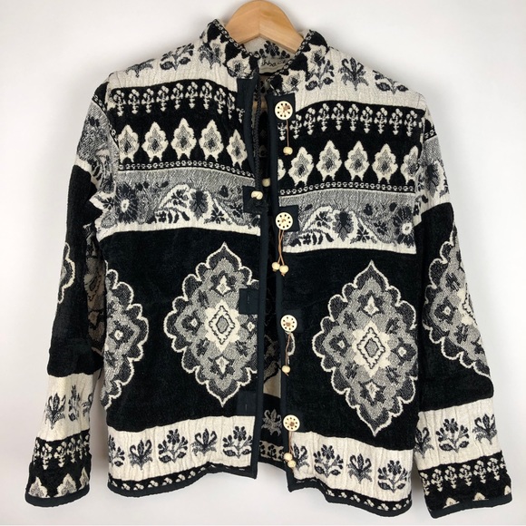 Flashback Jackets & Blazers - Rare Vintage Flashback Folk Boho Black and White Patterned Jacket Cotton Blend